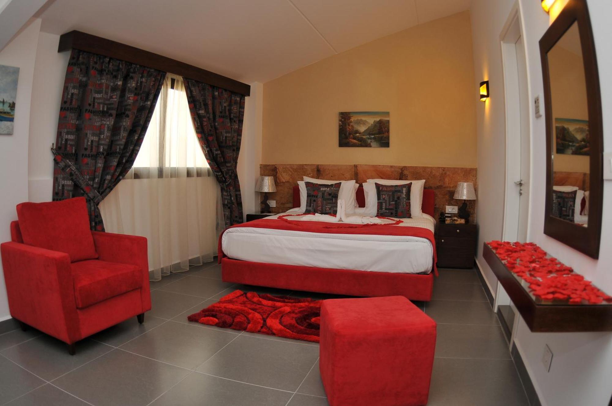Monoberge Hotel Byblos Room photo