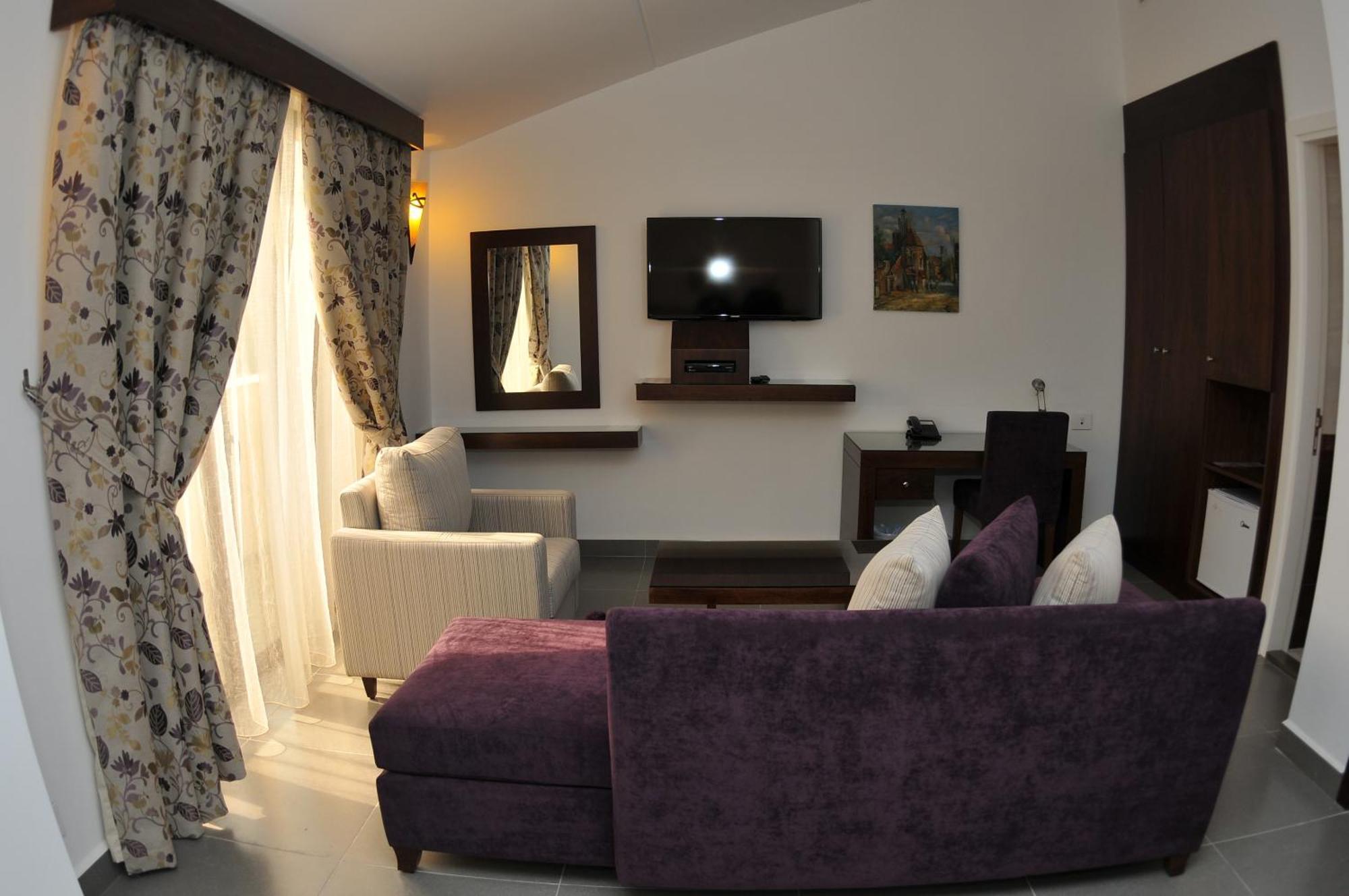 Monoberge Hotel Byblos Room photo